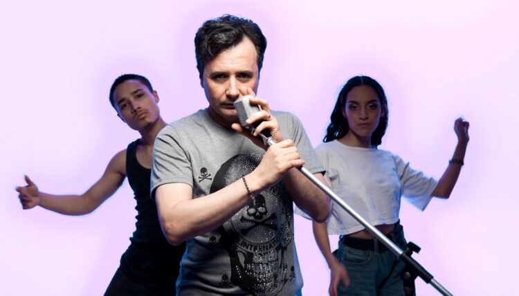 Cantor e compositor argentino Serge lança o clipe do single “Orate”