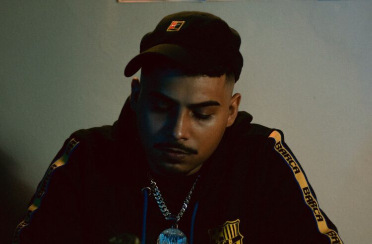 Rapper Noni I.D.R exalta as raízes da periferia em novo single “ANOTA O CEP”