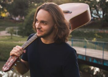 Filipe Volpi lança o novo single “O mundo acaba amanhã”