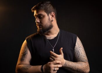 Cantor TK Forganes lança novo single “Você Me Faz” com participação de Vitin