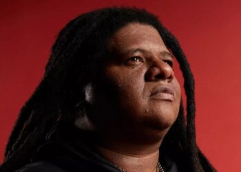 Destaque no Ponto de Equilíbrio, Kuky apresenta “Deixa a Vida Me Levar”