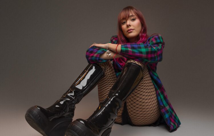 Duda Ruas fala sobre feedback e desafios do lançamento do novo single “Ngm te perguntou nada”