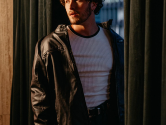 Bryan Behr estreia a esperada DEJAVU TOUR no Cine Joia, em São Paulo, no dia 04 de agosto