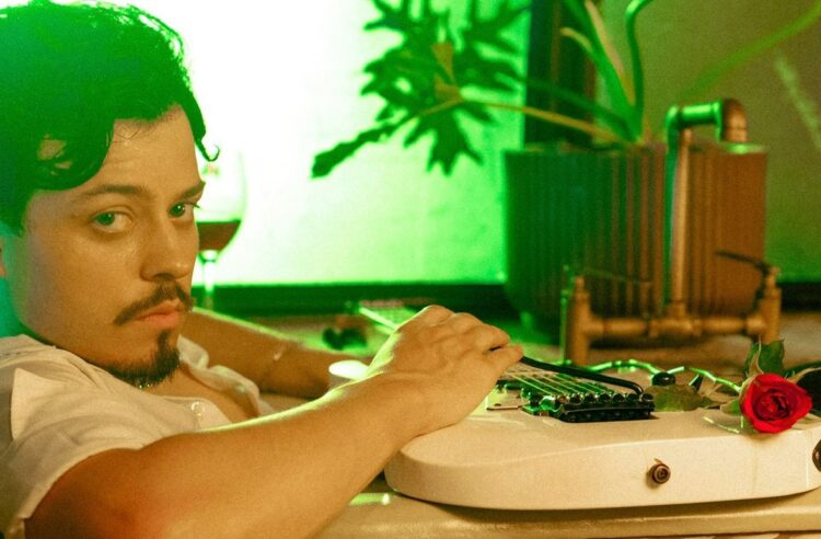 Cantor que homenageou Juliette, O Juh, lança clipe de “4:20”