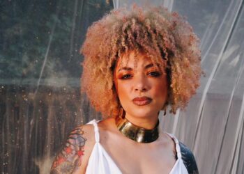 Cidade Verde Sounds apresenta prévia de novo DVD “10 Anos de Missão de Paz” em single com Marina Peralta