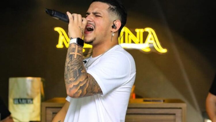 João Lucas Freitas: Um Novo Capítulo com “Até o Chinelo Tem Par”