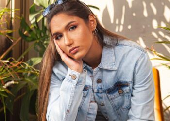 Com produção de peso, capixaba Carol Lemke explora pós-término em “Ontem”