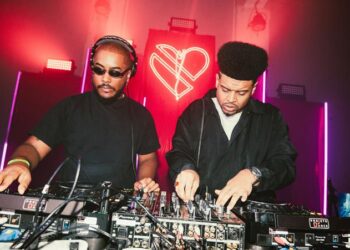 Deekapz inicia celebrações de 10 anos de carreira com o retorno da festa 0800 a São Paulo