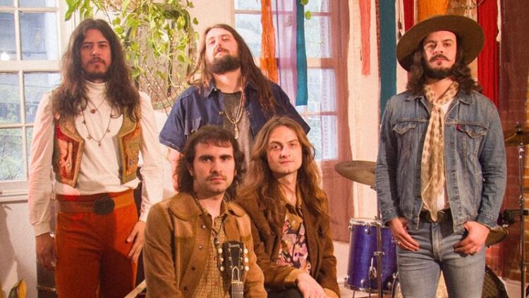 Hurricanes mantém energia rock & roll em novo álbum Back To The Basement