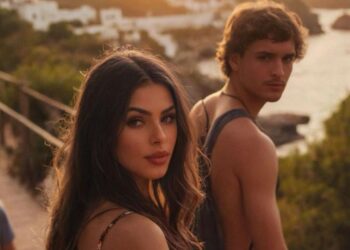 Bfalk, marido de Sophia Barclay, está prestes a lançar um EP que aborda temas de amor e a batalha contra o preconceito