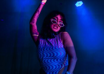 Festa latina Obsesión recebe DJ Baila Lua na próxima edição de carnaval