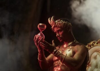 Shelldon Malvasi estreia clipe de “Áries” e realiza evento de lançamento com casa cheia