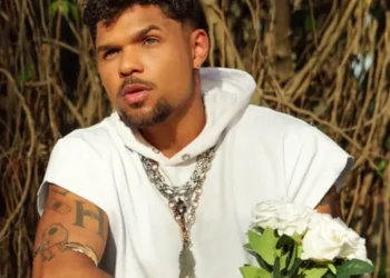 Gabriel Sebastian une o sagrado e o profano em “Esposo”, seu novo single