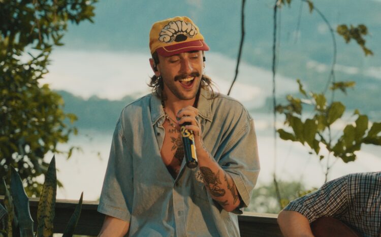 Dupoint lança audiovisual acústico “Dupoint Sesh: Na Praia”