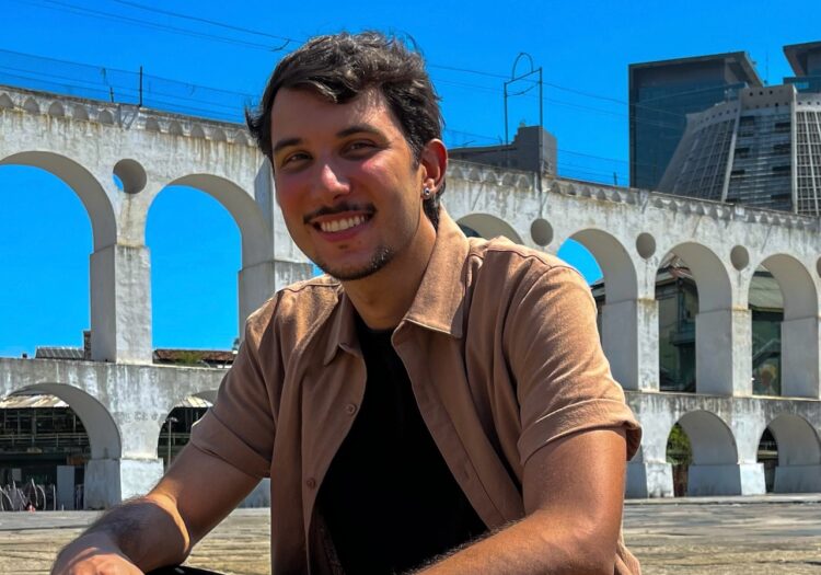 Entre lembranças, novas sonoridades e boas vibrações, Relvas revela “Lapa” como um manifesto de alegria e autenticidade