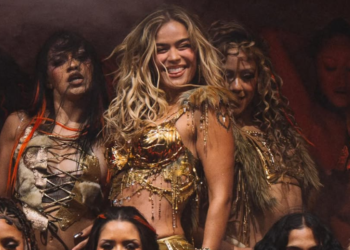 Karol G anuncia turnê com show em São Paulo