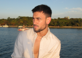 Agus Bernasconi anuncia show solo e lança “Quién Dice”