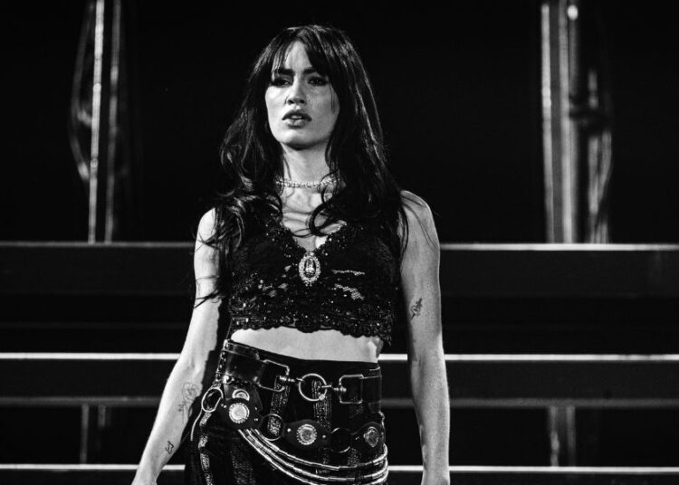 Lali estreia série antes de shows históricos no River Plate