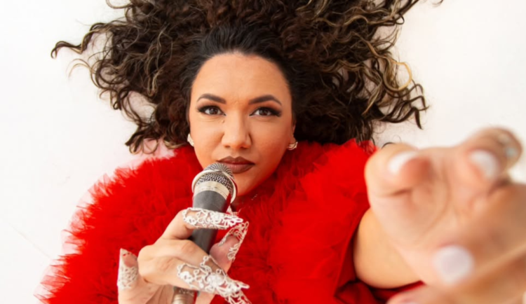 A cantora Luana Godin