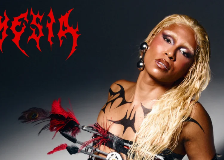 Capa do álbum "ME SIA" da cantora SIAMESE